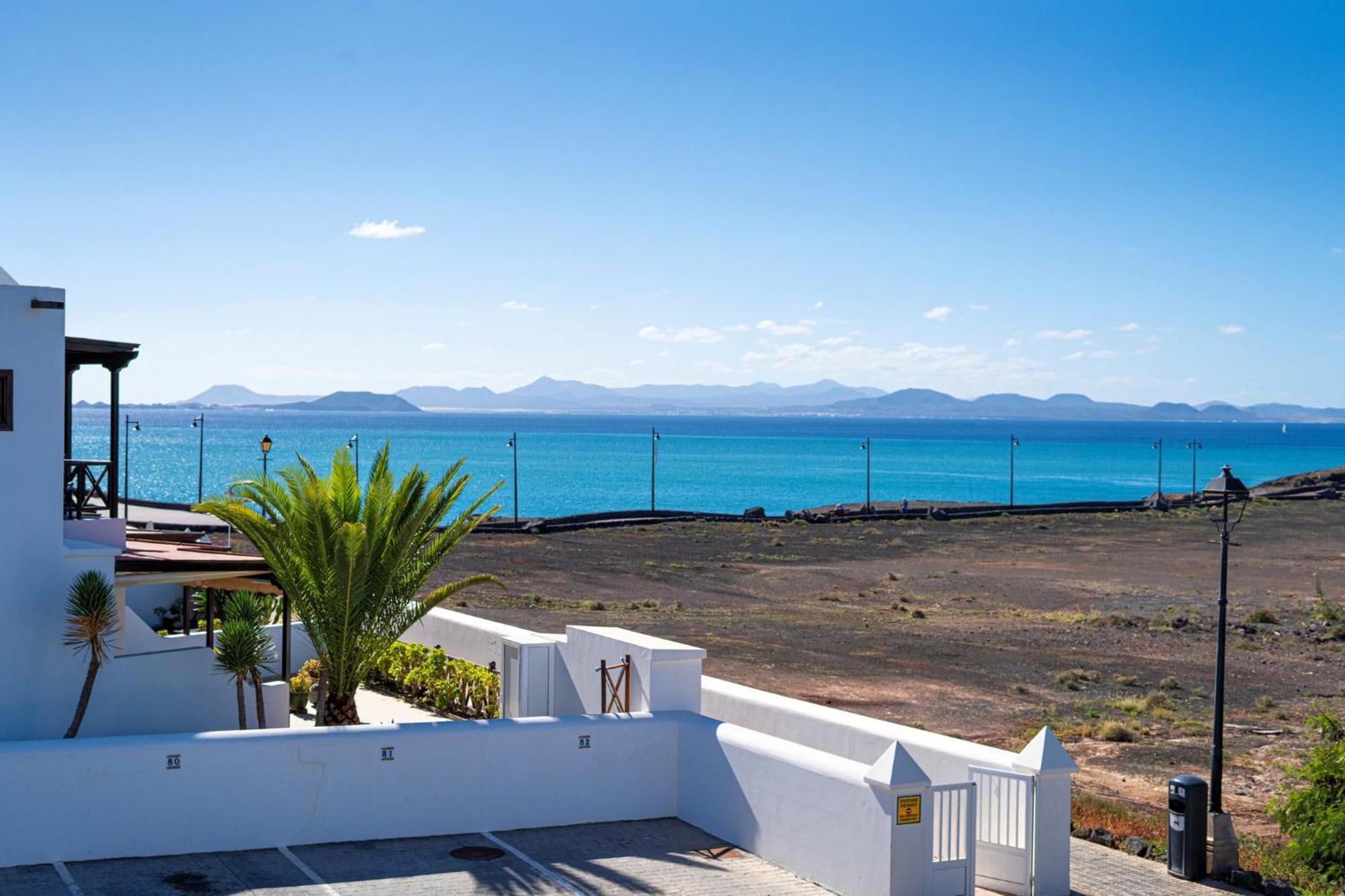 Beautiful Detached Lanzarote Villa 3 Bedrooms Villa Stacruz Bay Stunning Views Close To Amenities Playa Blanca Exterior foto