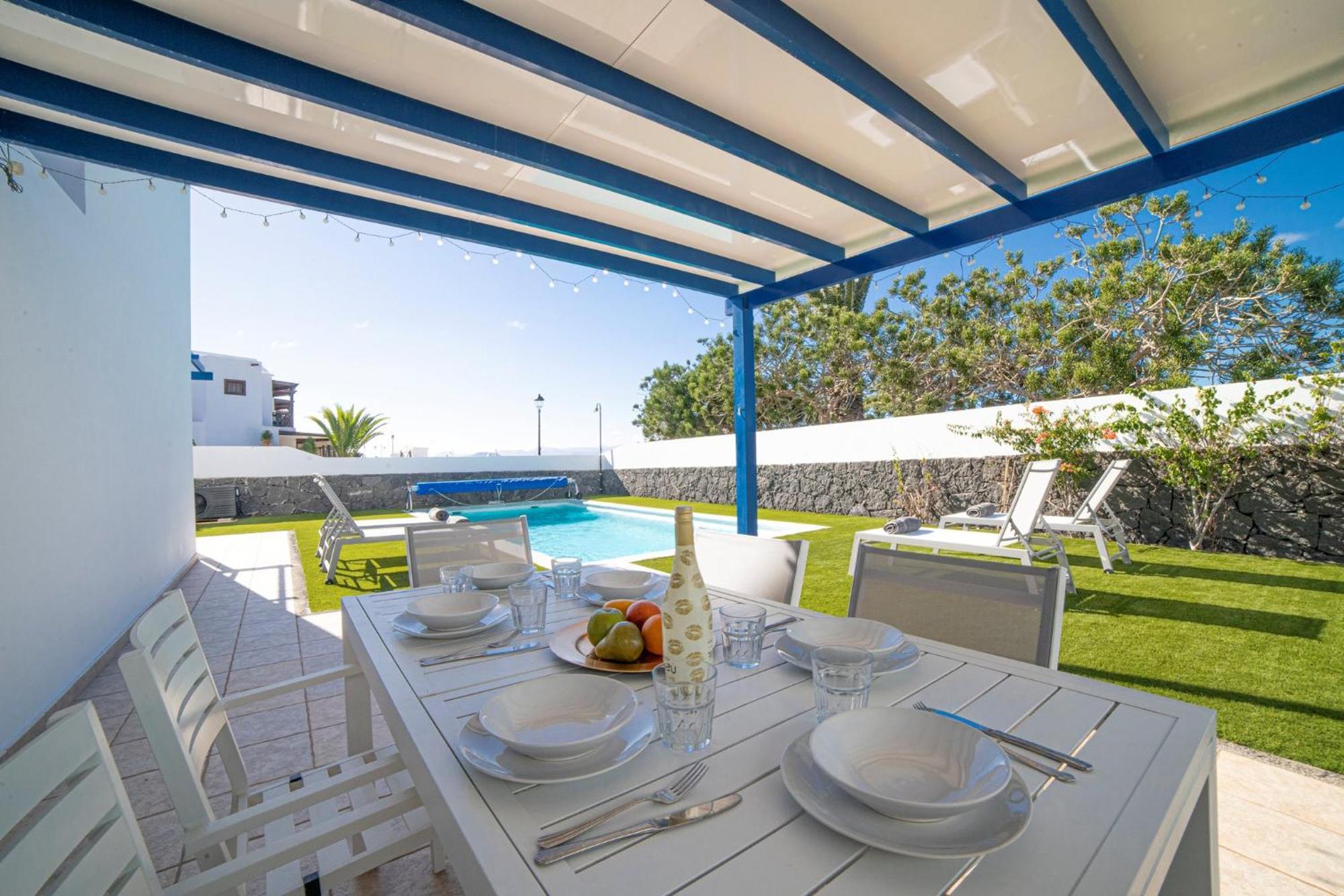 Beautiful Detached Lanzarote Villa 3 Bedrooms Villa Stacruz Bay Stunning Views Close To Amenities Playa Blanca Exterior foto